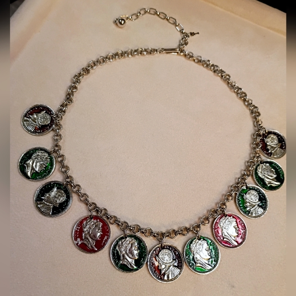 Vintage TRIFARI Reversible COIN Medallion Silver  Charm Necklace